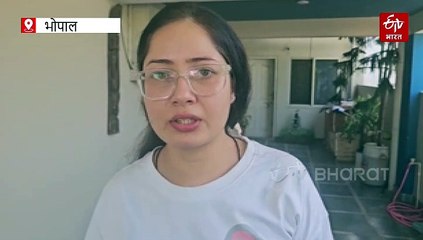 रेलवे इंजीनियर ने घर के सामने टहल रहे डॉग पर चढ़ा दी कार, मौके पर मौत