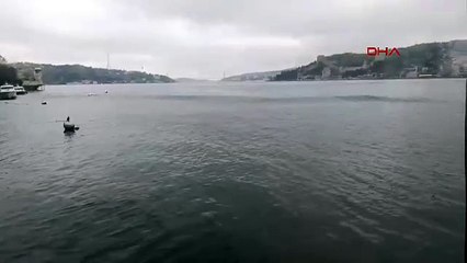 Deprem anında İstanbul Boğazı'nda oluşan dalgalar görüntülendi