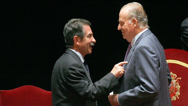 Revilla pide al Rey Emérito que acuda al juicio contra él: En vez de ir a regatas, que dé la cara