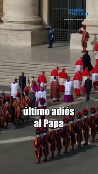 Miles de fieles se despiden del papa en la basílica de San Pedro