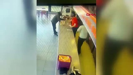 Depreme çalışırken yakalandılar; tezgahtan atlayıp kaçtılar