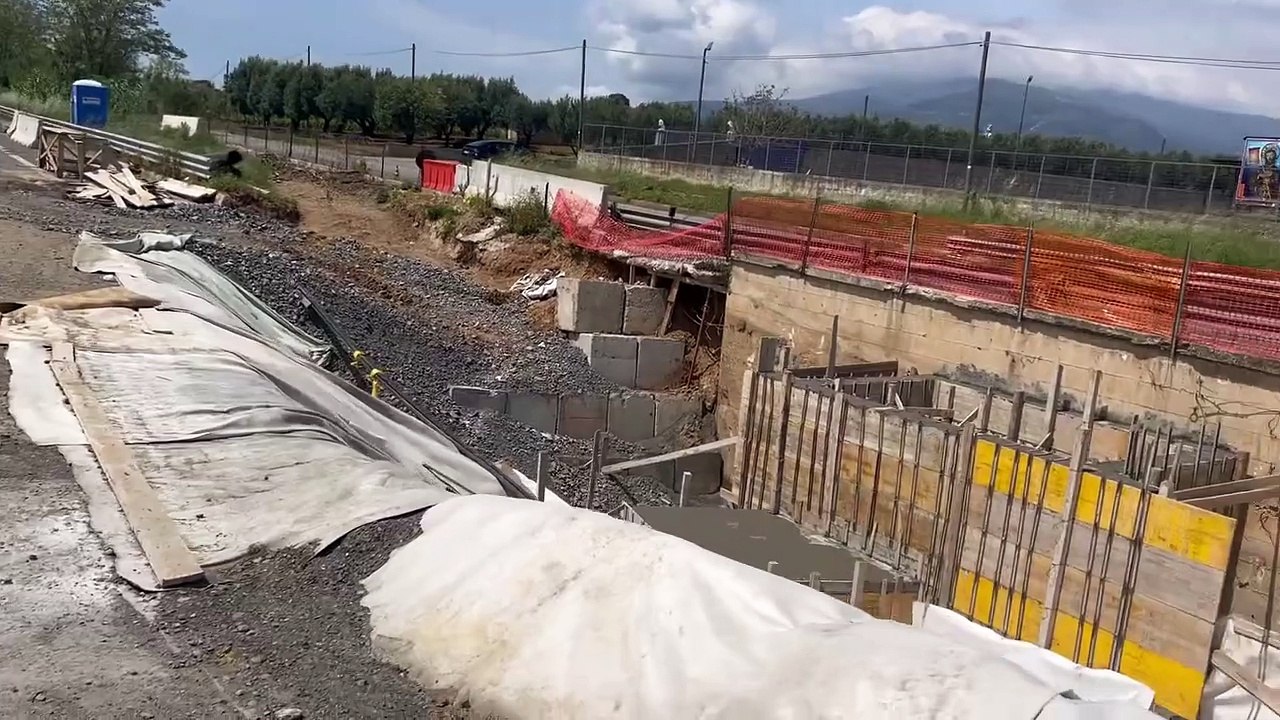 Polimeni - CALABRIA: LAMEZIA TERME  SS280 ANCORA UNA CORSIA… (23.04.25)