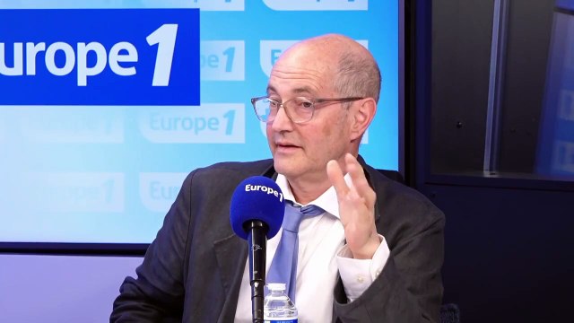 Les drapeaux en berne pour le pape sont-ils contraire à la laïcité ? Le directeur de recherche au CNRS répond