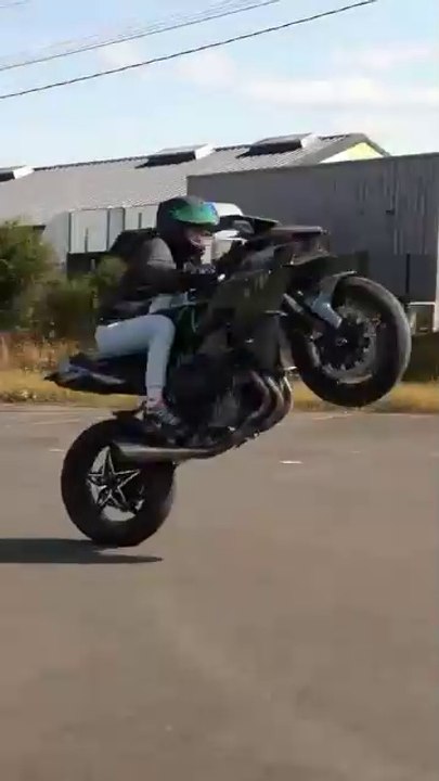 How is this my stunt 🚀