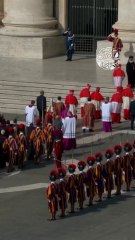 PAUS FRANSISKUS, ANTARA PELE, MARADONA DAN MESSI