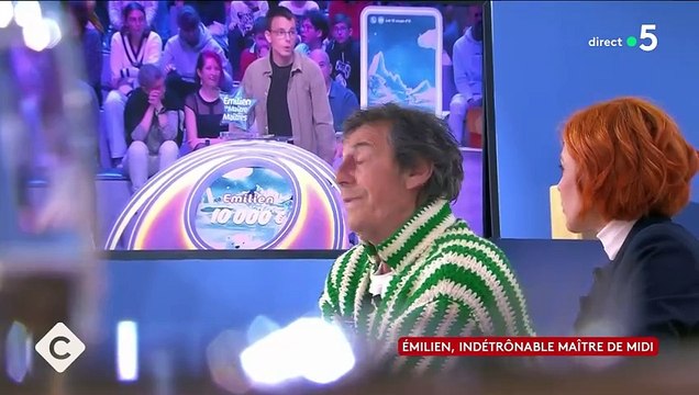 Jean-Luc Reichmann se confie sur Emilien (Douze coups de Midi) dans C à Vous , capture d'écran France 5