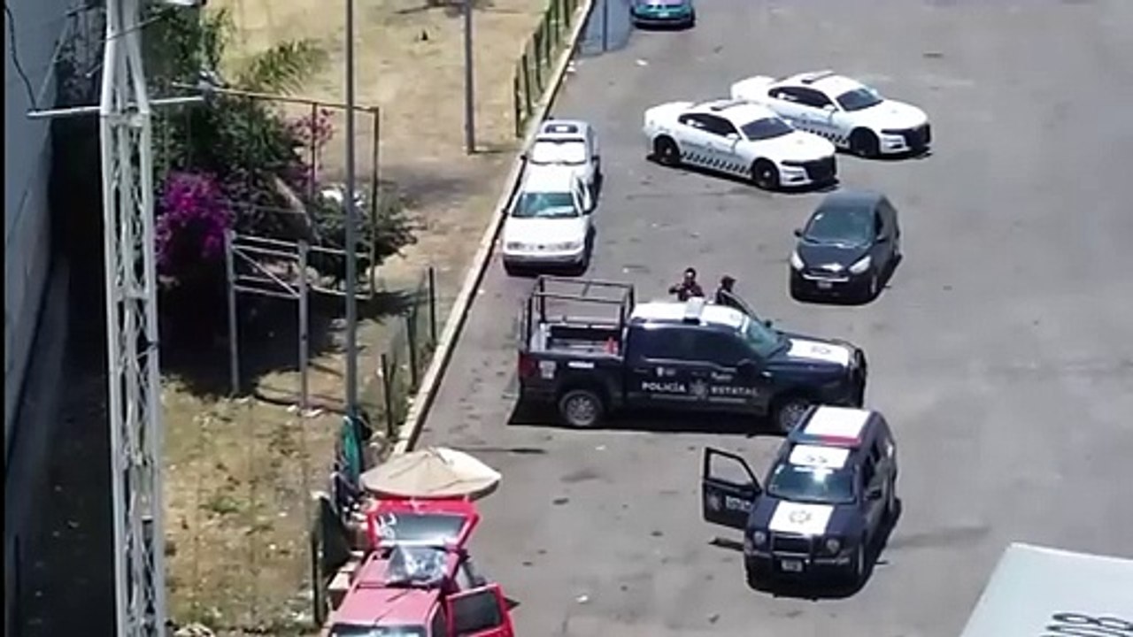 Transportistas bloquean parcialmente la autopista México-Querétaro