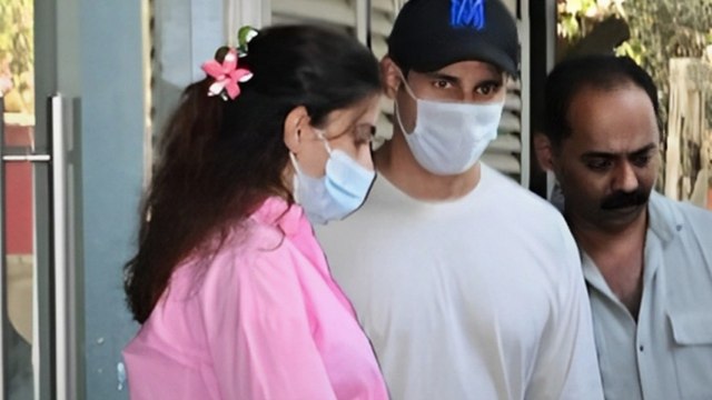 प्रेग्नेंट Kiara के पास आए पैप्स, Sidharth ने फटकारा!