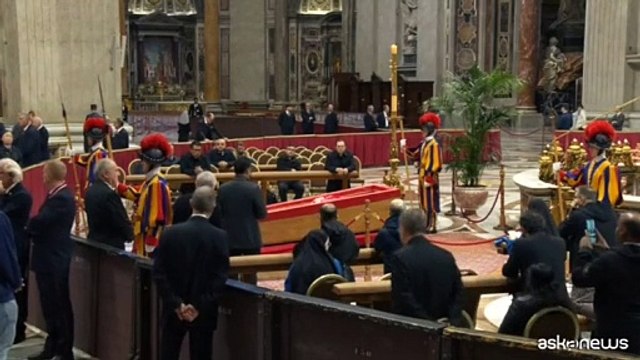 L'addio a Francesco, San Pietro chiusa solo due ore prima dell'alba
