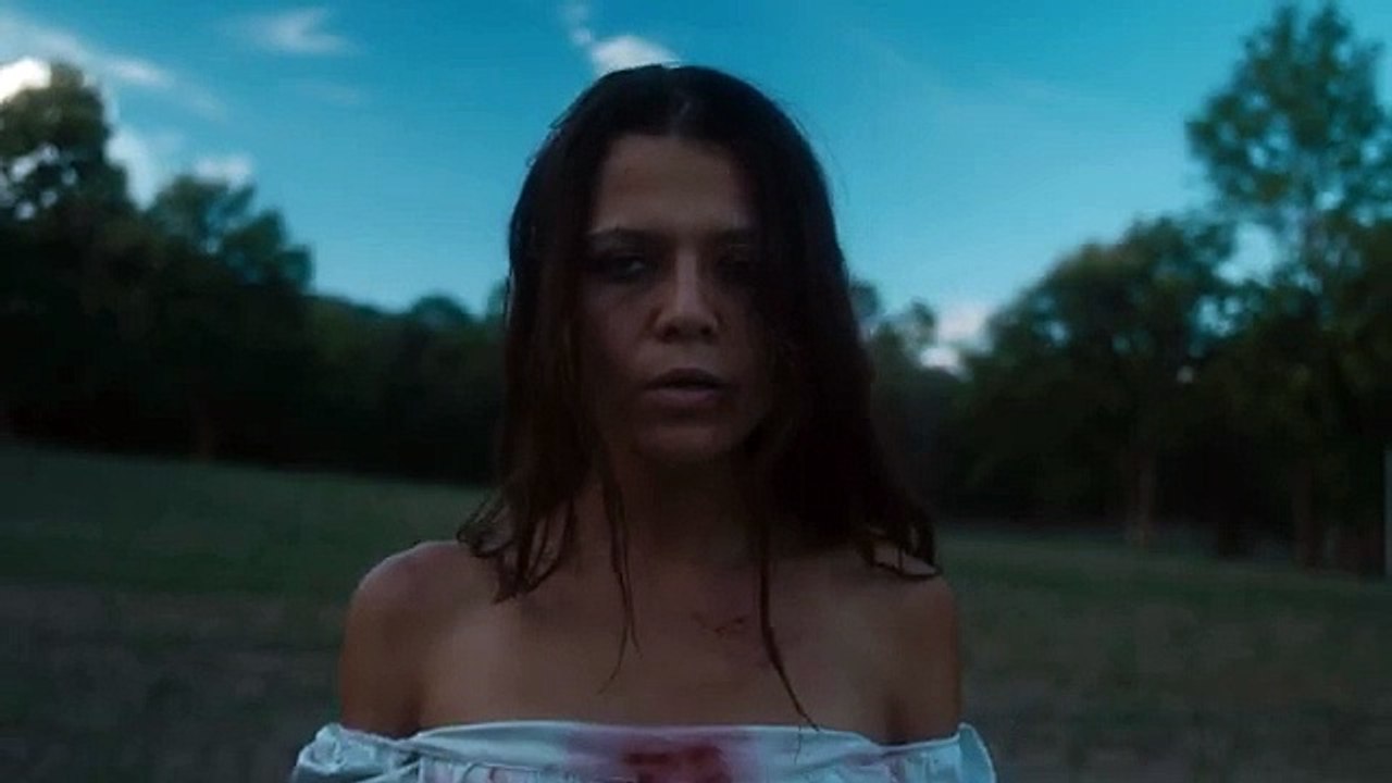 LUMA The Smiling woman Horror Clips