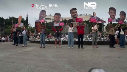 Израиль чтит День памяти жертв Холокоста минутой молчания по всей стране