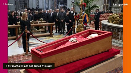 Mais au fait, combien gagnait le pape François ? Salaire, cadeaux… tout sur l'argent du souverain pontife