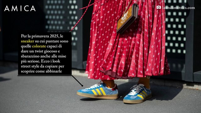Come abbinare le sneaker colorate questa primavera