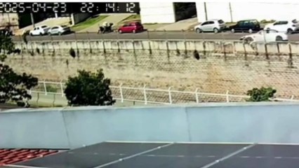 Funcionário de oficina capota BMW avaliada em R$ 700 mil, no Paraná