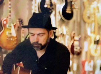 Iago Banet - No Hay Dos Sin Tres