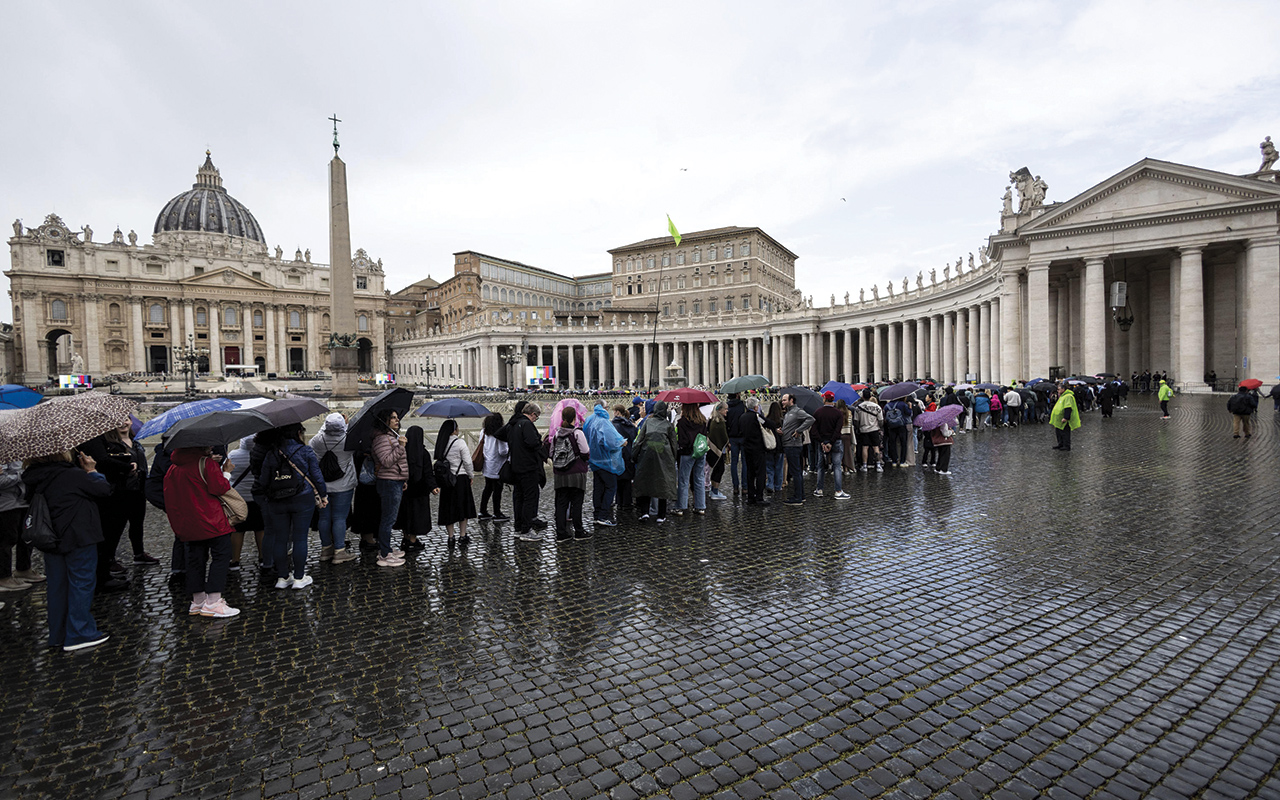 Video Verso il Conclave: Dopo Francesco avremo un papa italiano, filippino o africano? I cardinali più papabili