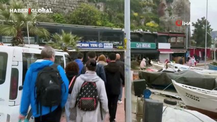 Rus turistler Amasra'ya doyamıyor