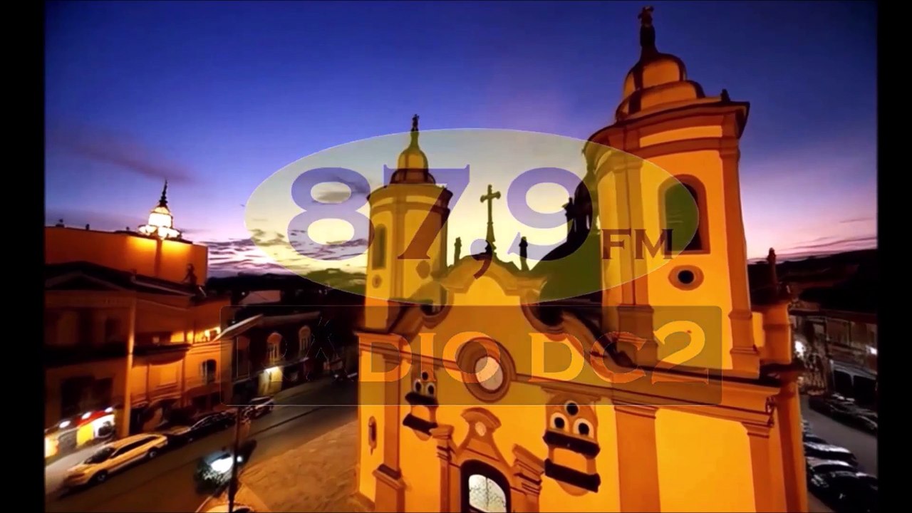 Cantor Paulo Salviano do Centro Oeste Mineiro Canta Sucessos Sertanejos na Rádio DC2 FM  87,9