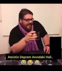 Bir ateistin depremle imtihanı! Deprem anında bakın ne yaptı?