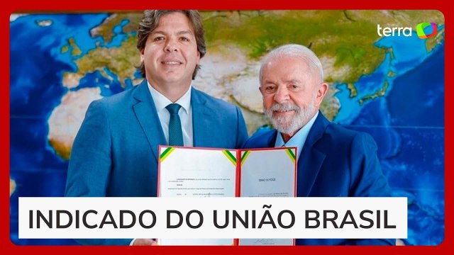 Novo ministro das Comunicações toma posse