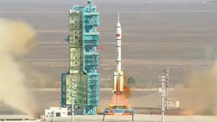 중국, 유인우주선 선저우20호 발사 성공 / YTN