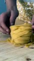 Domácí tagliatelle jako od babičky: Recept krok za krokem + fígle pro perfektní těsto!