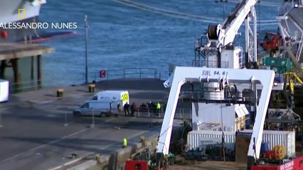 Mayday Desastres Aéreos - T24E09 - Desaparecimento do Astro do Futebol