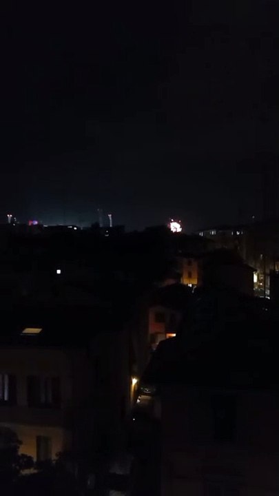 Caroselli e fuochi d'artificio per il Bologna in finale di Coppa Italia