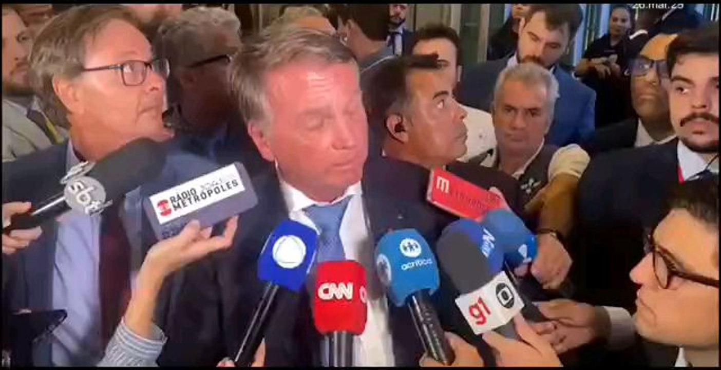 CONSTRANGIMENTO de Bolsonaro kkkkk