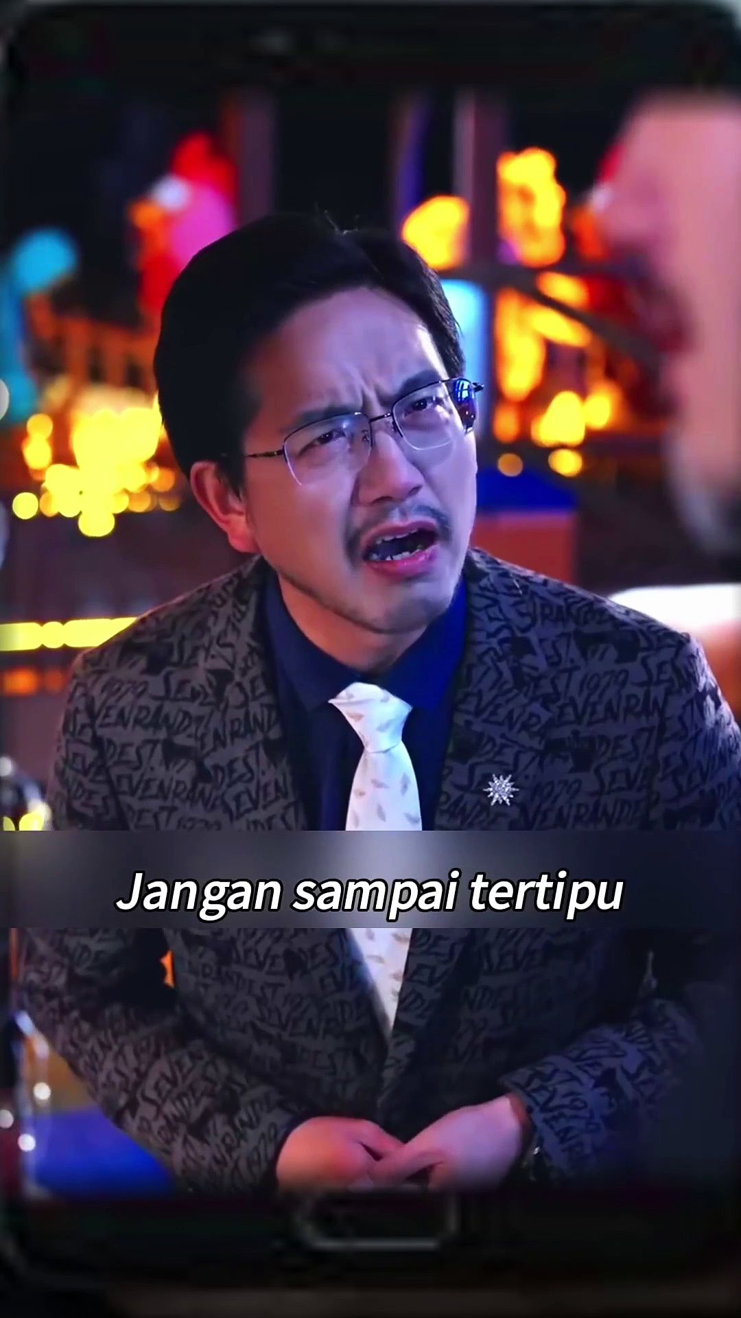  Keluar dari pekerjaannya pemuda ini sukses jadi penjual makanan di jalanan part 2