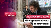 Milei rompe luto papal para premiar a un economista de EE. UU.