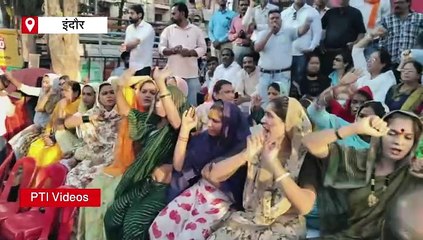 पहलगाम आतंकी हमला: ट्रांसजेंडर समुदाय ने आयोजित किया खून से हस्ताक्षर अभियान