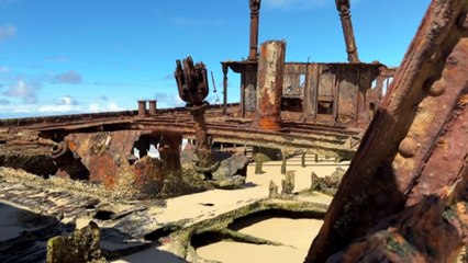 K’gari residents attend commemorations at Maheno shipwreck