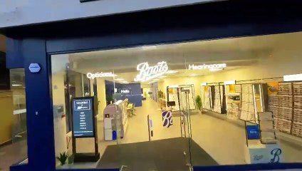 Fargate: Boots Opticians opens in ex-Paperchase store in 'major vote of confidence' for key Sheffield shoppping street