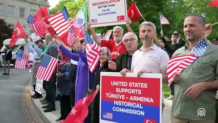 ABD'nin başkenti Washington'da, 1915 Ermeni iddialarına karşı protesto düzenlendi