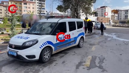 Husumetlisini cadde ortasında bıçakla yaraladı!