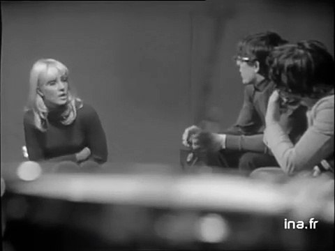 Johnny Hallyday & Sylvie Vartan invités du Petit Dimanche Illustré (07 avril 1968 – ORTF)