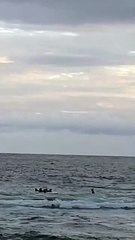 Turista italiano é resgatado de helicóptero após se afogar na praia da Barra