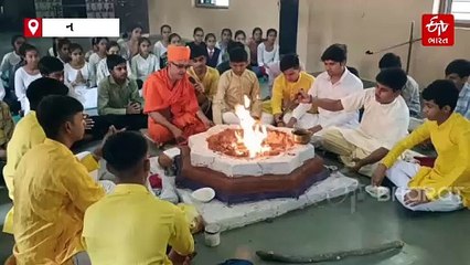 પહેલગામ આતંકવાદી હુમલામાં મૃત્યુ પામેલા પર્યટકોને રાજપીપલામાં શ્રદ્ધાંજલિ અર્પણ કરાઈ