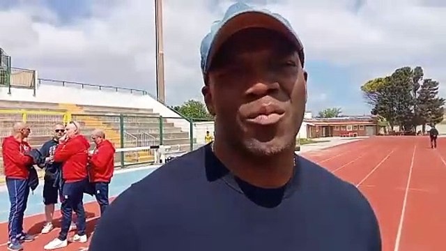 Calcio, David Suazo a Porto Torres per dire no al bullismo crede nella salvezza del Cagliari