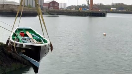 See the first boat to be launched on the River Wear in almost 40 years - made using traditional boat building skills