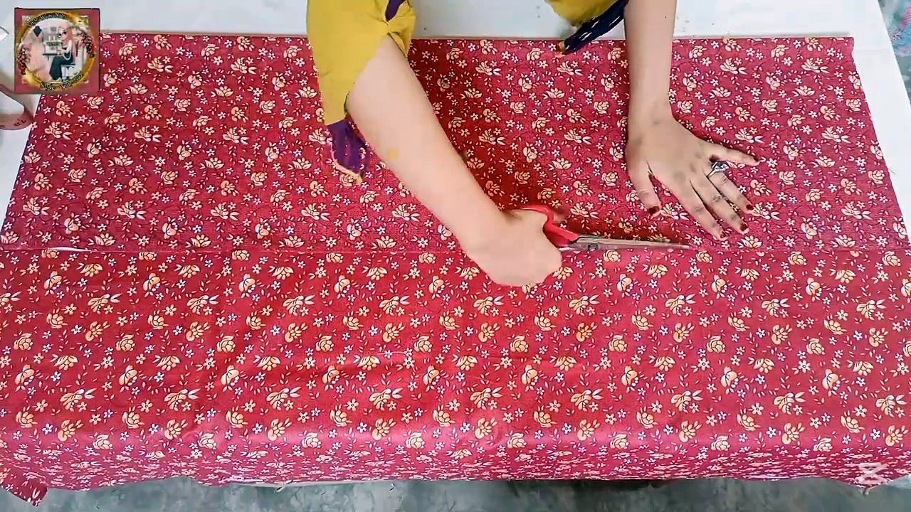 Model 👗 Inspired Dress Cutting And Stitching | Box Pleated Kurti Design | Collar Neck Design