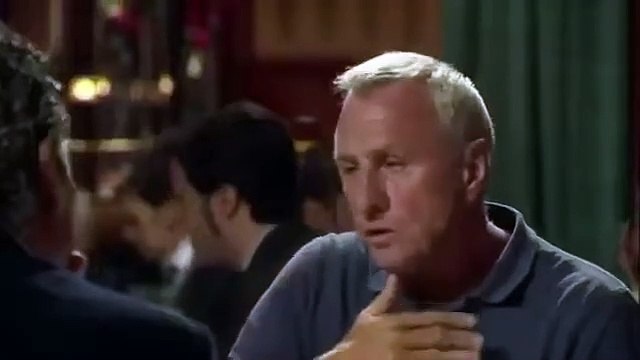 Johan Cruyff explica a Jorge Valdano la diferencia entre jugar bien y disfrutar de jugar