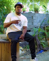 EXISTEN PERSONAS QUE DAN TODO PARA COMPLACER A OTROS