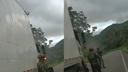 ELN atacó caravana de camiones que transportaba alimentos en Chocó