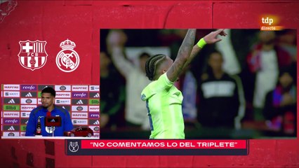 Ronald Araujo, listo para jugar de lateral izquierdo la final de Copa del Rey