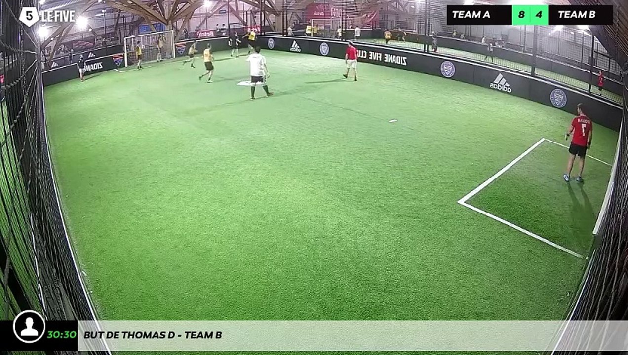 But de Thomas D - Team B