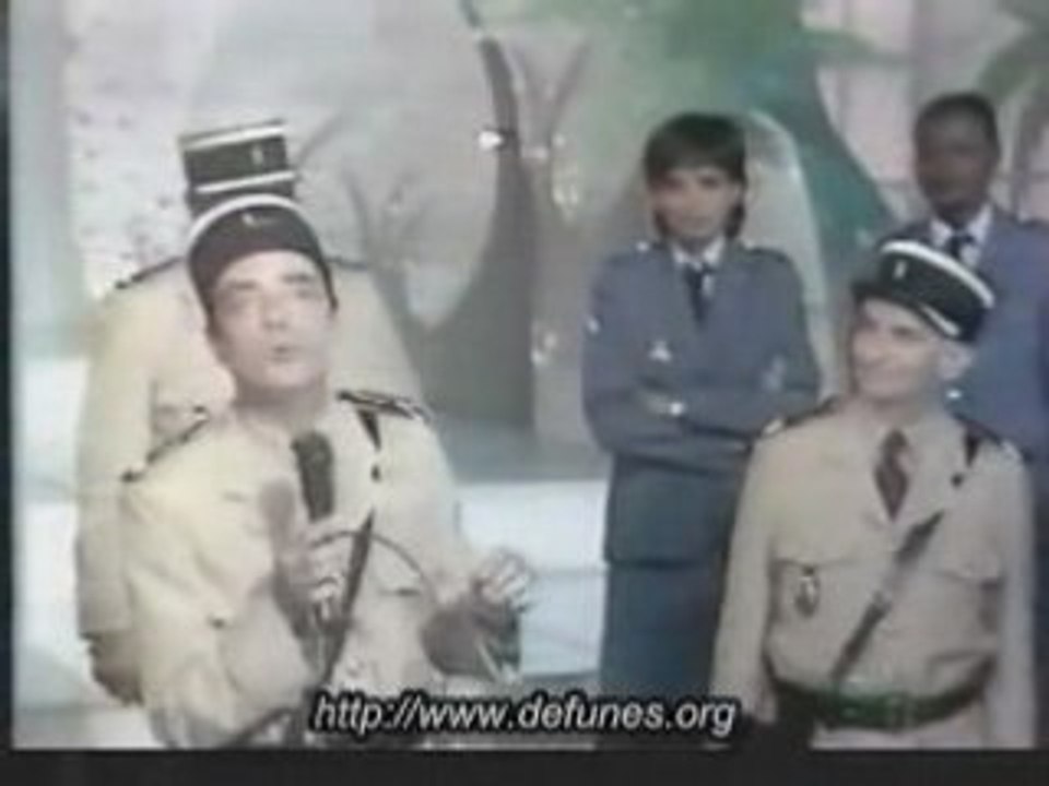 de funes gendarmes saint tropez druker