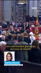 Fieles y curiosos despiden al papa Francisco