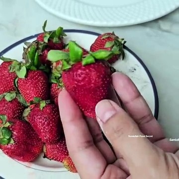 Samiullah Food Secret - Strawberry Ice Cream Recipe l Without Cmc Powder Crystal Free Ice Cream l How to Make Ice Cream - 991628173067479(HD)